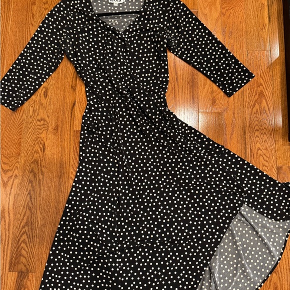 Leota Black and White Polka Dot A-Line Dress Faux Wrap - Medium - Picture 2 of 5